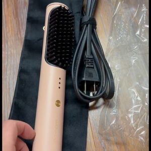 Cordless curler & Straightening Brush
